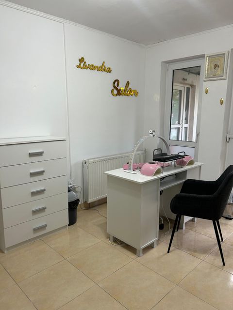 imagine galerie Livandra Salon 2