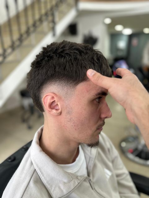 imagine galerie Weird Barber Shop 3