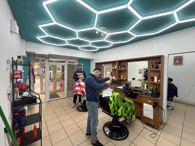 responsive image 6