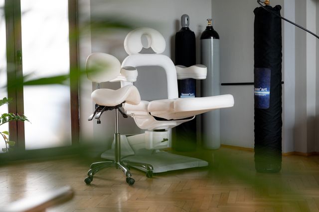 responsive image 24