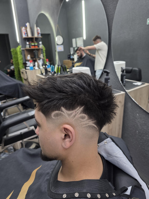 imagine galerie C6 Men’s Salon 2