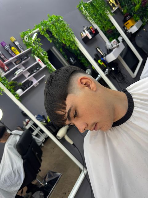 imagine galerie BARBERSHOP Alex Ghiontea Academy 5