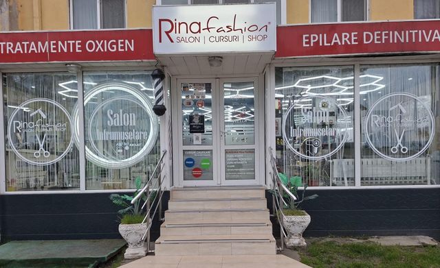imagine galerie Rina Fashion Tulcea str Isaccei 3
