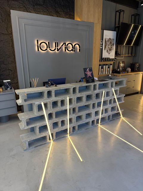 imagine galerie Louvian 6