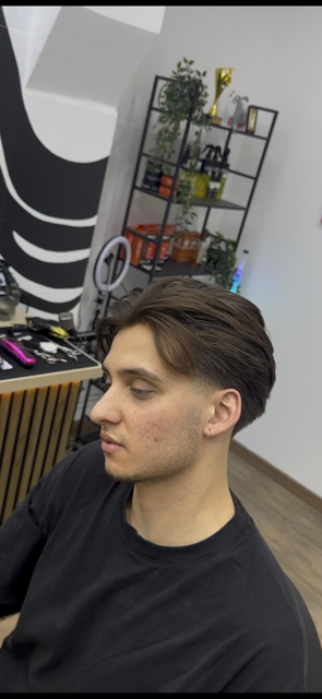 imagine galerie Amurg Barber 6