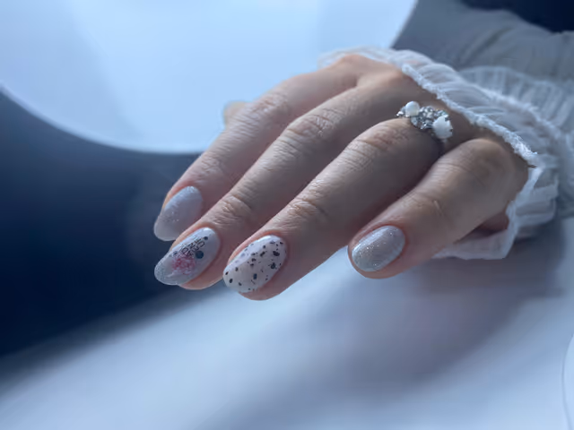 responsive image 106