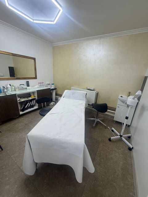 imagine galerie Salon Velvet Glow 3