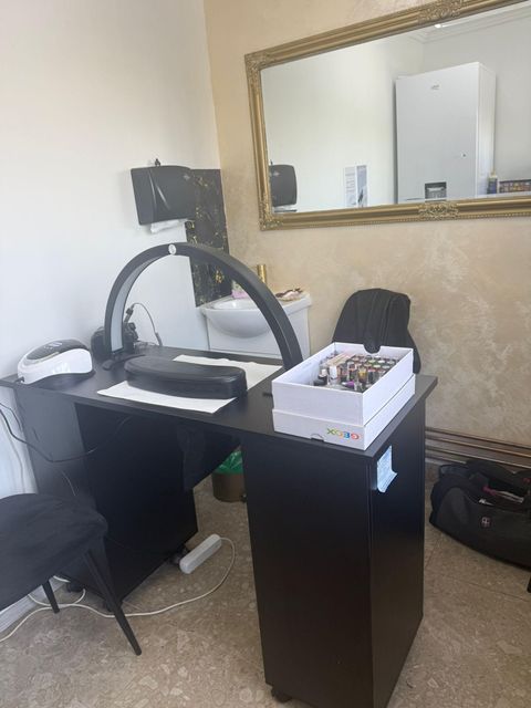 imagine galerie Salon Velvet Glow 4