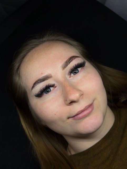 imagine galerie Hypnotic lashes 1