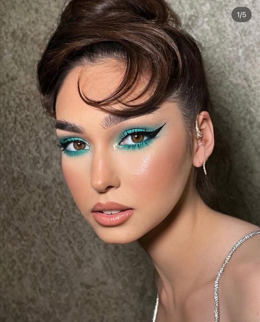 imagine galerie Irina Anti Make-up Artist 4