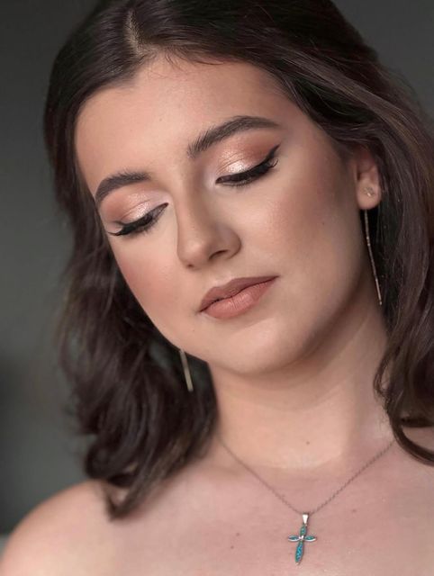 imagine galerie Irina Anti Make-up Artist 5