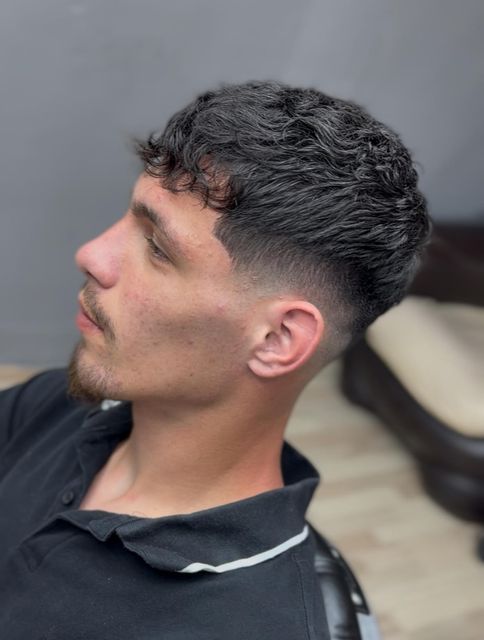 imagine galerie COSMIN FADES 4