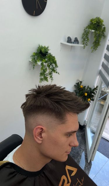 imagine galerie A LINE BARBERSHOP 5