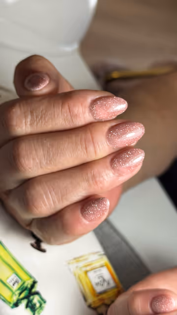 imagine galerie Smaranda Homescu NailTech 5