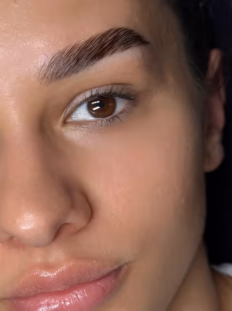 imagine galerie deniz.brows&lashes (The Living Room) 5