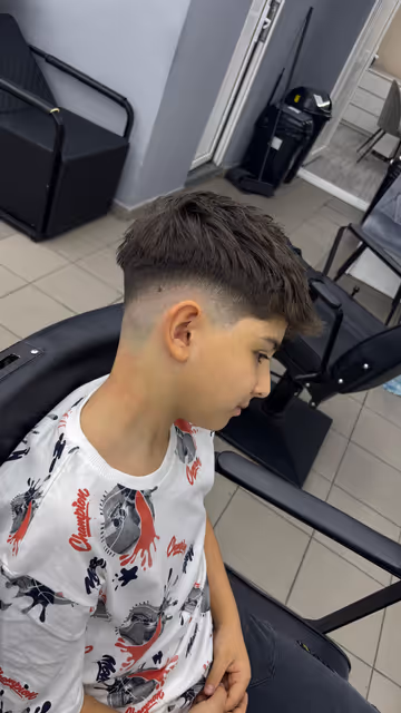 imagine galerie Sicarios Hair Studio Aurora 2