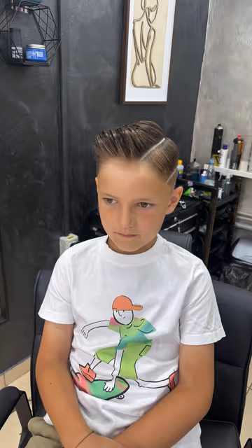 imagine galerie Sicarios Hair Studio Aurora 4