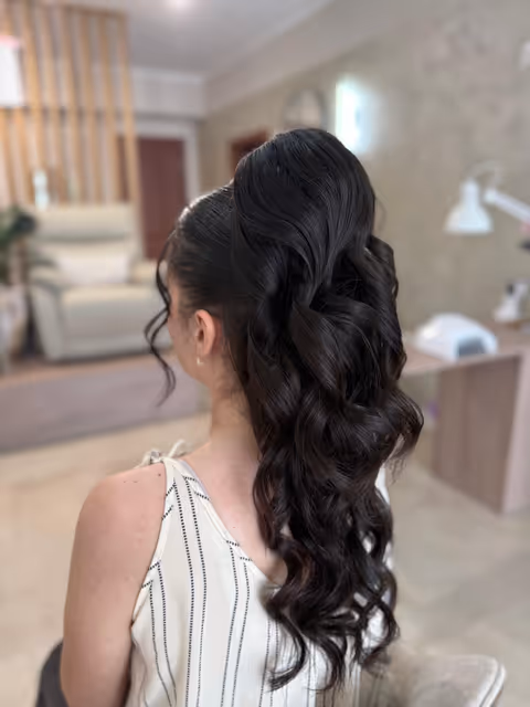 imagine galerie Nuțaș Alexandra Hairstylist 2