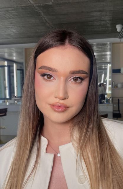 imagine galerie AMV MAKEUP STUDIO 5