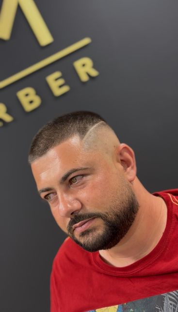 imagine galerie EM Barber 5