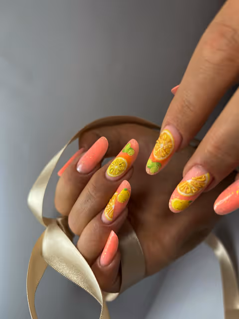imagine galerie Celina Magic Nails 1