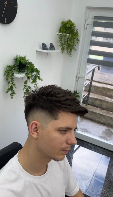 imagine galerie A LINE BARBERSHOP 4