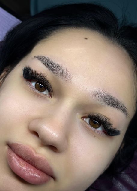 imagine galerie Miruna Lashes 4