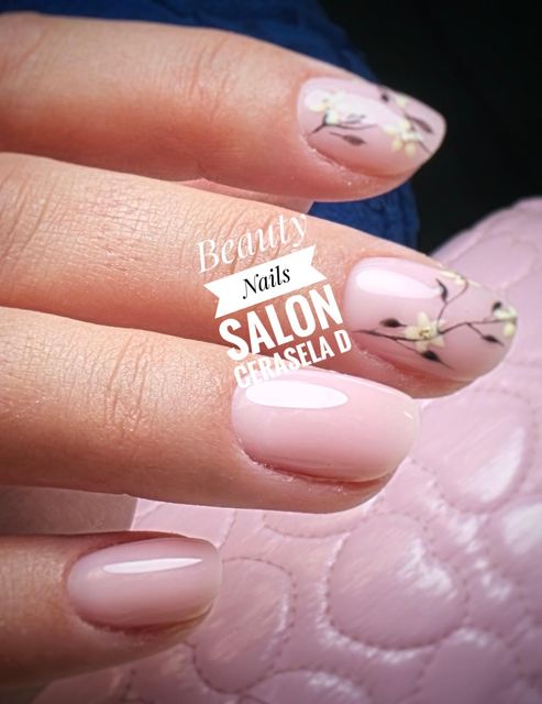 imagine galerie Beauty Nails Salon Cerasela D 3