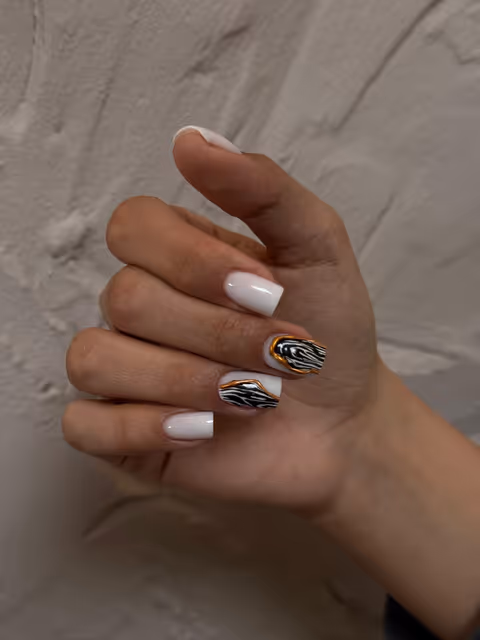 imagine galerie Madalina-Larisa NailTech 2