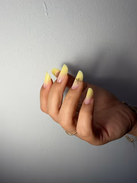 imagine galerie Nails by Mădălina Mitrache 3