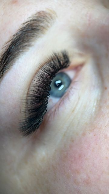 imagine galerie Andra Frincu make-up & beauty 1