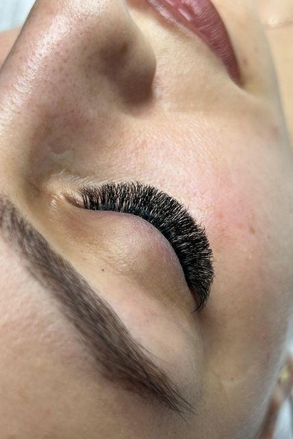 imagine galerie Andra Frincu make-up & beauty 2