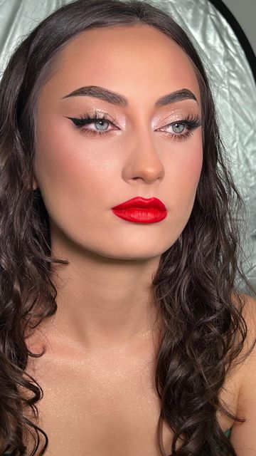 imagine galerie Andra Frincu make-up & beauty 6