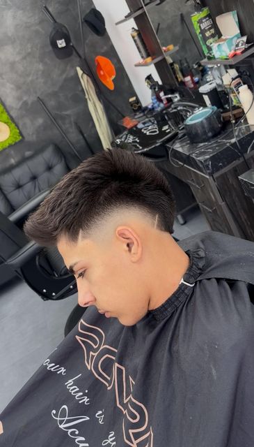imagine galerie Chinezu The Barber 5