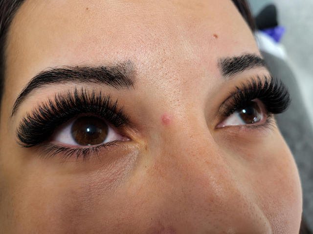 imagine galerie Deby Lashes 6