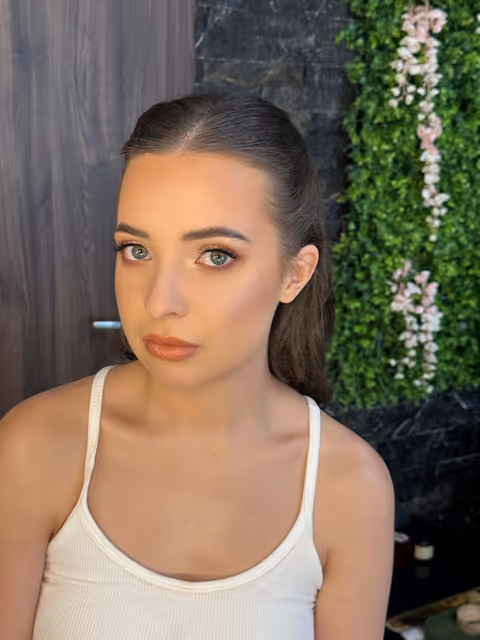 imagine galerie Corina Dinu Cosmetician 1