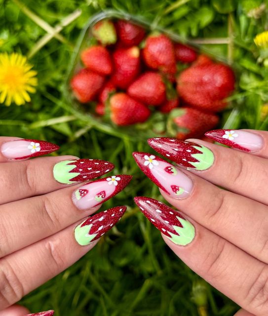 imagine galerie Ilinca Andreea Nail Technician 6