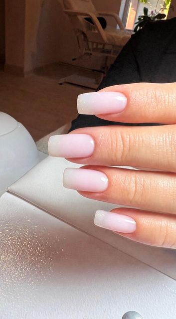 imagine galerie E.C.L.A.T Nails by Liane 6