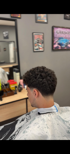 imagine galerie EM Barber Shop 2