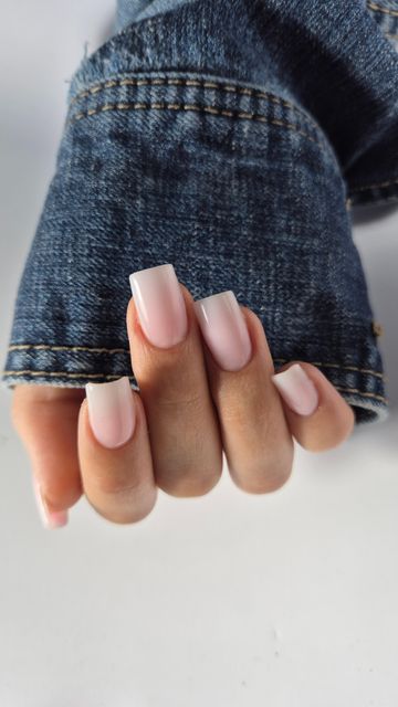 imagine galerie Negru Isabela Nails Studio 3