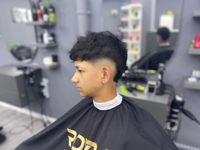 imagine galerie Busu The Barber 2 1