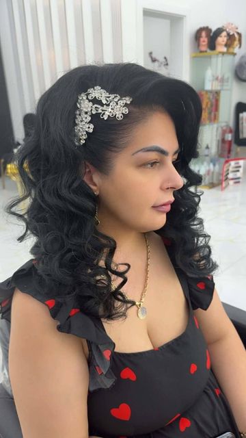 imagine galerie Royal Vibe Salon 6