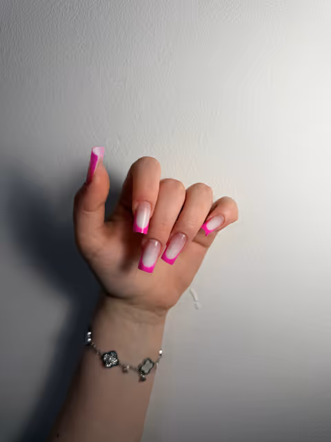 imagine galerie Nails by Mădălina Mitrache 5