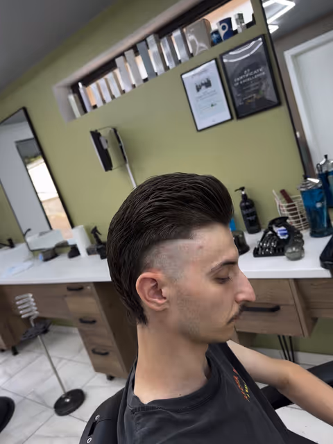 imagine galerie ContrasT Barber Shop 5