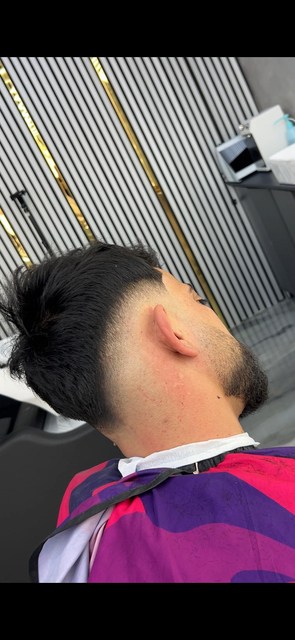 imagine galerie Barber Story 3