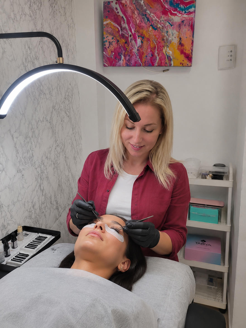 imagine galerie Deby Lashes 3