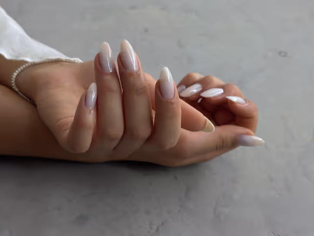 imagine galerie AndraBadiu nails 5