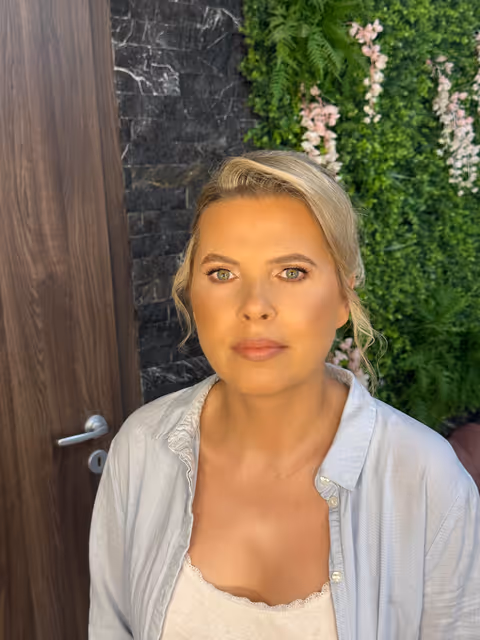 imagine galerie Corina Dinu Cosmetician 2