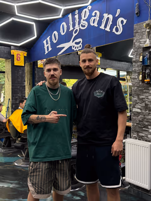 imagine galerie Hooligan’s Barber & Academy by Nicu Alex 6