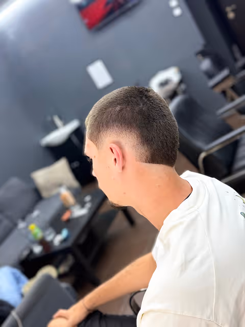 imagine galerie BLADE OBSESSION BARBERSHOP 5